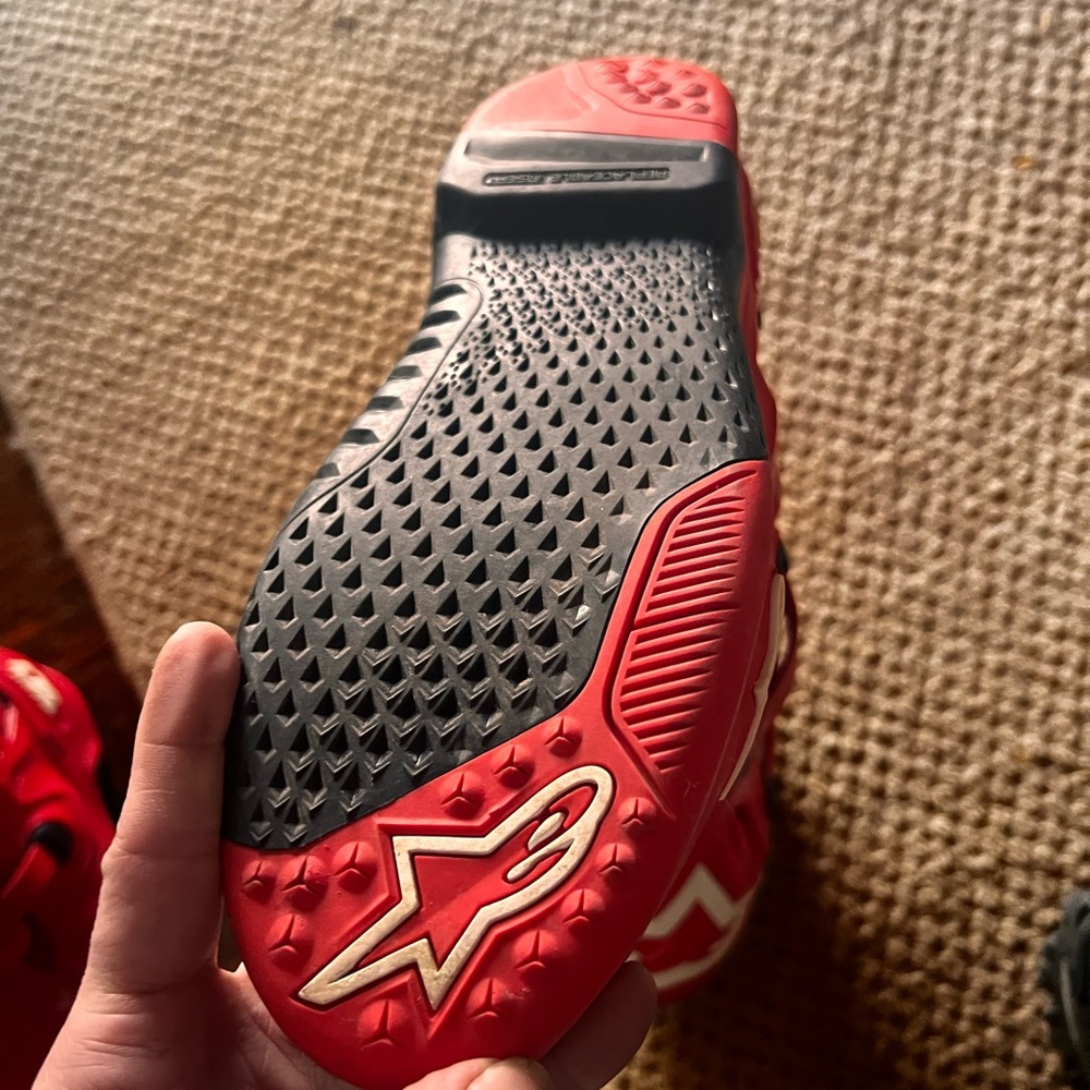 Alpinestars Red Tech 10 Racing Boots - Picture 3 of 3
